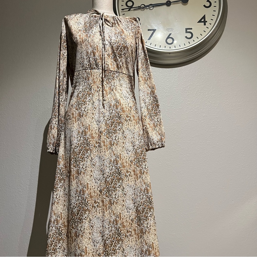 Sears Long-Sleeve Tie-Neck Midi Dress in Beige Brown Speckle